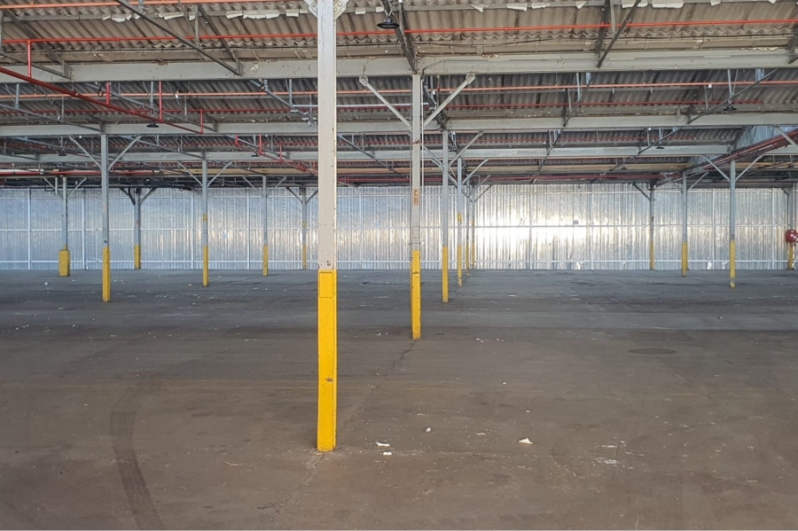 To Let commercial Property for Rent in Sidwell Eastern Cape